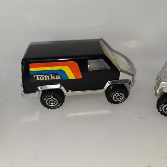 Tonka Classic 5 Pressed Steel Rainbow Chrome 1979 4 x 4 Truck Jeep Van Race Car - Picture 3 of 16